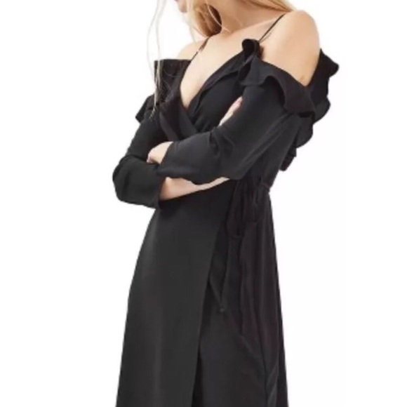 Topshop Dresses & Skirts - TopShop Black Dress